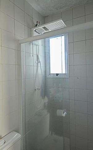 Casa de condomínio à venda com 200m², 3 quartos e 2 vagas Casa de condomínio à venda com 200m², 3 quartos e 2 vagasBanheiro