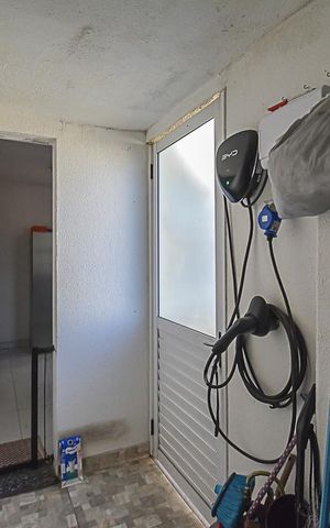 Casa de condomínio à venda com 200m², 3 quartos e 2 vagas Casa de condomínio à venda com 200m², 3 quartos e 2 vagasÁrea de Serviço