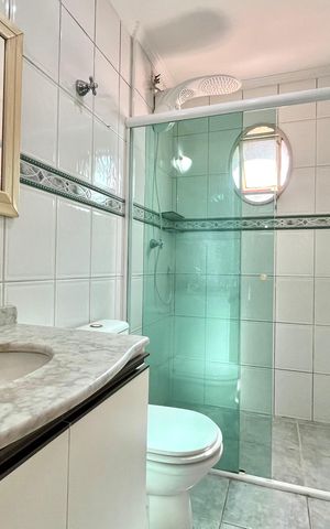 Apartamento à venda com 80m², 2 quartos e sem vagaBanheiro