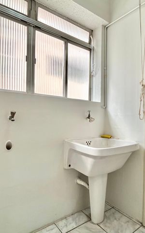 Apartamento à venda com 80m², 2 quartos e sem vagaÁrea de Serviço