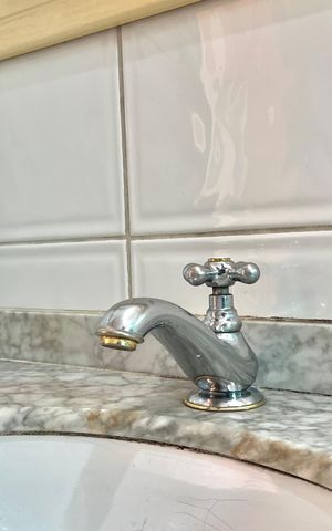 Apartamento à venda com 80m², 2 quartos e sem vagaBanheiro