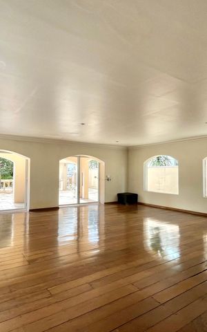 Apartamento à venda com 80m², 2 quartos e sem vagaHall social