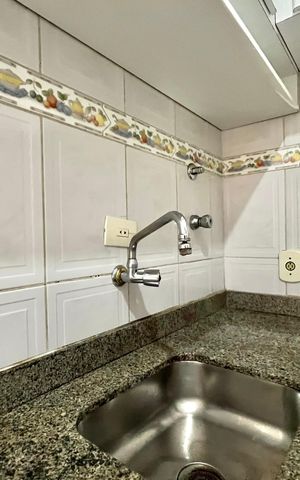 Apartamento à venda com 80m², 2 quartos e sem vagaCozinha