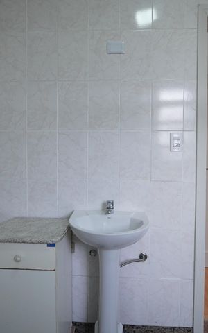 Apartamento à venda com 100m², 2 quartos e sem vagaBanheiro
