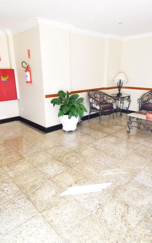 Apartamento à venda com 86m², 3 quartos e 2 vagasHall social