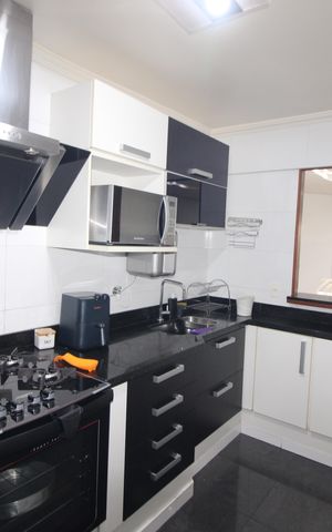 Apartamento à venda com 83m², 3 quartos e 2 vagasCozinha