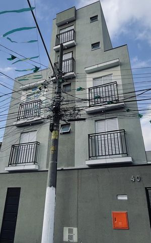 Apartamento à venda com 46m², 2 quartos e sem vaga Apartamento à venda com 46m², 2 quartos e sem vagaFachada+Placa