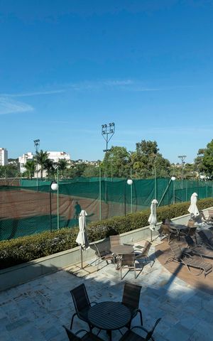 Apartamento à venda com 300m², 3 quartos e 3 vagas Apartamento à venda com 300m², 3 quartos e 3 vagasÁrea comum