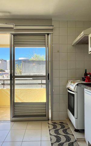 Apartamento para alugar com 39m², 1 quarto e 1 vaga Apartamento para alugar com 39m², 1 quarto e 1 vagaCozinha