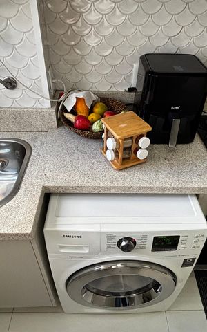 Apartamento à venda com 75m², 3 quartos e 2 vagas Apartamento à venda com 75m², 3 quartos e 2 vagasCozinha e Área de Serviço