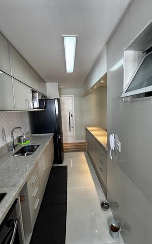 Apartamento à venda com 75m², 3 quartos e 2 vagas Apartamento à venda com 75m², 3 quartos e 2 vagasCozinha e Área de Serviço