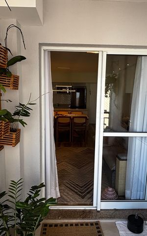 Apartamento à venda com 75m², 3 quartos e 2 vagas Apartamento à venda com 75m², 3 quartos e 2 vagasSala - Sala de Jantar Varanda