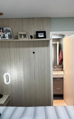 Apartamento à venda com 75m², 3 quartos e 2 vagas Apartamento à venda com 75m², 3 quartos e 2 vagasSuite