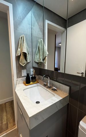 Apartamento à venda com 75m², 3 quartos e 2 vagas Apartamento à venda com 75m², 3 quartos e 2 vagasBanheiro