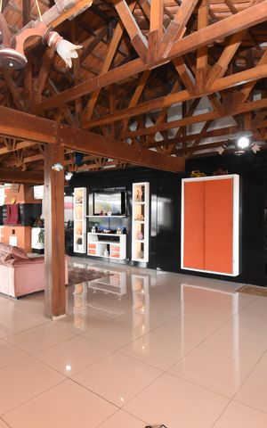 Casa para alugar com 700m², 5 quartos e 6 vagasÁrea gourmet