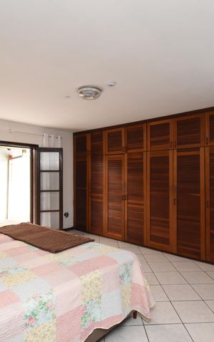 Casa para alugar com 700m², 5 quartos e 6 vagasSuíte