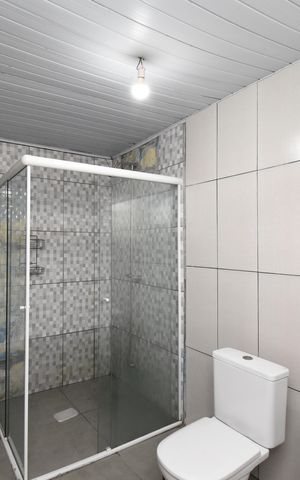 Casa para alugar com 700m², 5 quartos e 6 vagasBanheiro da casa Externa