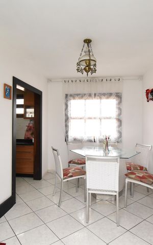 Casa para alugar com 700m², 5 quartos e 6 vagasHall de entrada