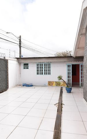 Casa para alugar com 700m², 5 quartos e 6 vagasÁrea externa