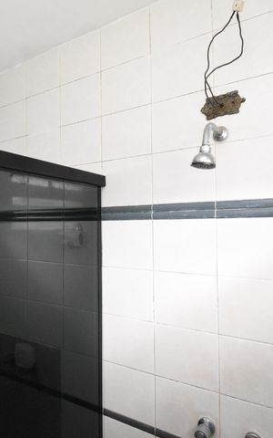 Casa para alugar com 700m², 5 quartos e 6 vagasBanheiro 2