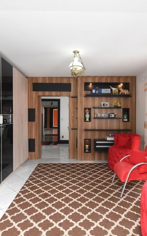 Casa para alugar com 700m², 5 quartos e 6 vagasSala