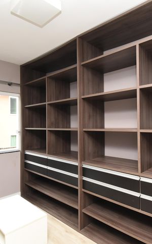 Casa de condomínio para alugar com 123m², 2 quartos e 1 vagaCloset da Suíte