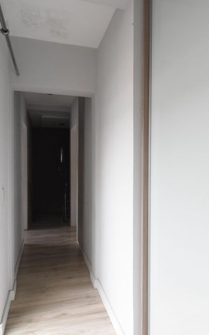 Casa de condomínio para alugar com 123m², 2 quartos e 1 vagaCorredor