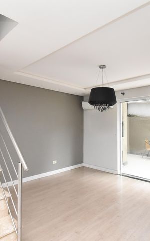 Casa de condomínio para alugar com 123m², 2 quartos e 1 vagaSala