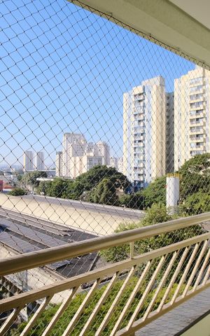 Apartamento à venda com 106m², 3 quartos e 2 vagasVaranda
