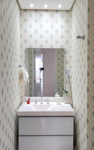 Apartamento à venda com 55m², 2 quartos e 1 vaga Apartamento à venda com 55m², 2 quartos e 1 vagaBanheiro