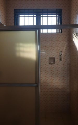 Casa para alugar com 123m², 3 quartos e 4 vagas Casa para alugar com 123m², 3 quartos e 4 vagasBanheiro da Suíte