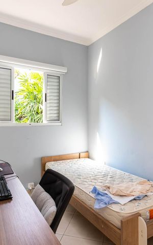 Casa à venda com 252m², 3 quartos e 4 vagasQuarto de Serviço