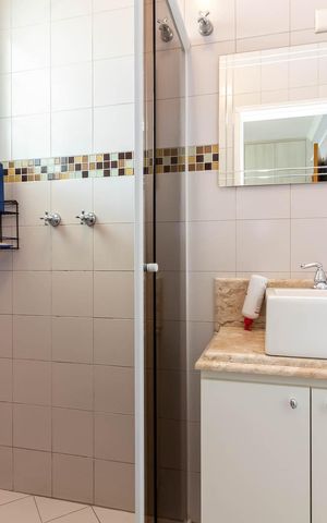 Casa à venda com 252m², 3 quartos e 4 vagasBanheiro da Suíte 2
