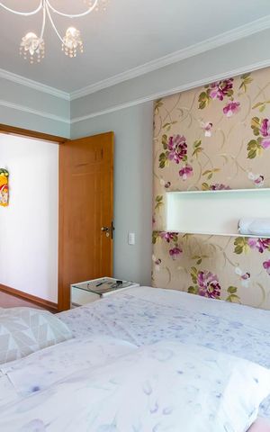 Casa à venda com 252m², 3 quartos e 4 vagasSuíte 1