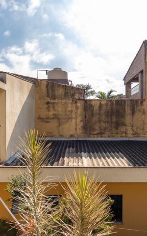 Casa à venda com 252m², 3 quartos e 4 vagasVaranda das Suítes 2 e 3 - Vista