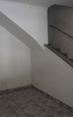 Casa à venda com 249m², 4 quartos e 3 vagasSala