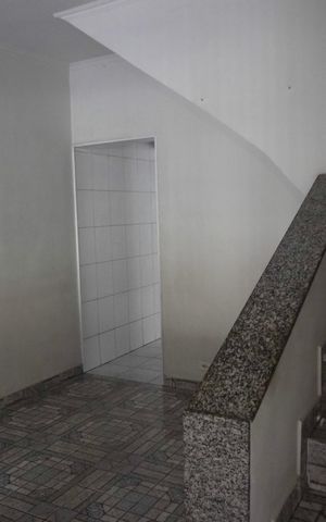 Casa à venda com 249m², 4 quartos e 3 vagasSala