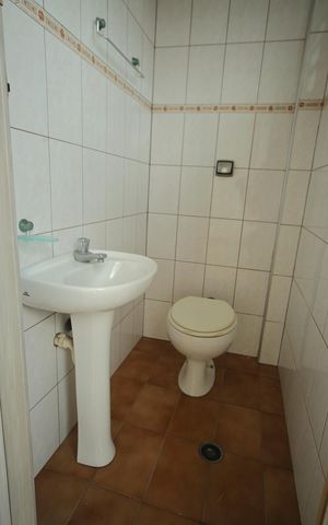 Casa à venda com 400m², 3 quartos e 3 vagasBanheiro Área de convivência ( Churrasqueira ) 