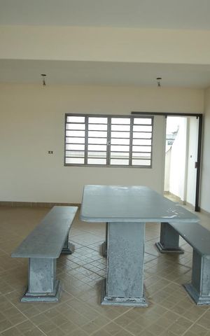 Casa à venda com 400m², 3 quartos e 3 vagasÁrea de convivência ( Churrasqueira ) 