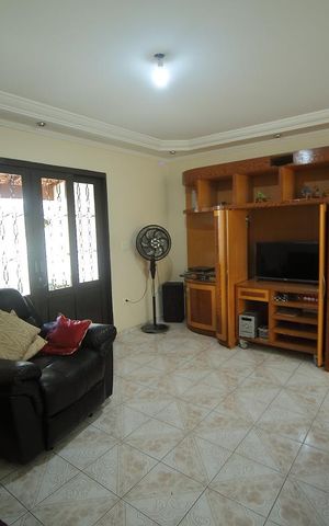 Casa à venda com 400m², 3 quartos e 3 vagasSala 