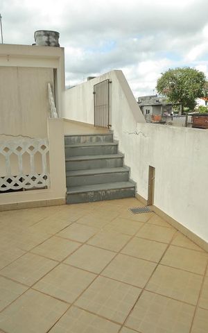 Casa à venda com 400m², 3 quartos e 3 vagasÁrea de Serviço/quintal 
