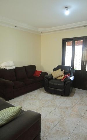 Casa à venda com 400m², 3 quartos e 3 vagasSala 