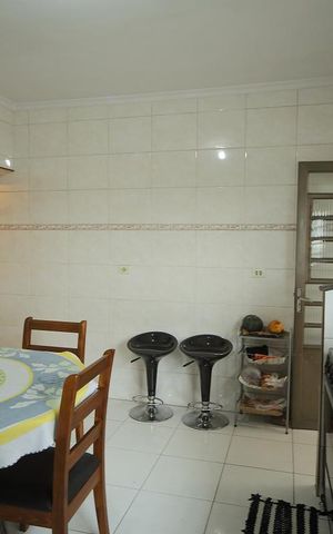 Casa à venda com 400m², 3 quartos e 3 vagasCozinha 