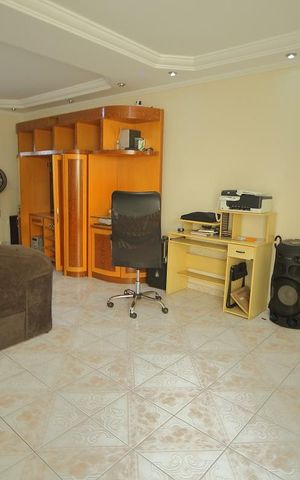 Casa à venda com 400m², 3 quartos e 3 vagasSala 