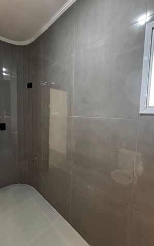Apartamento à venda com 134m², 2 quartos e 2 vagas Apartamento à venda com 134m², 2 quartos e 2 vagasBanheiro da Suíte