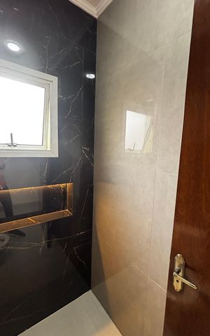 Apartamento à venda com 134m², 2 quartos e 2 vagas Apartamento à venda com 134m², 2 quartos e 2 vagasBanheiro