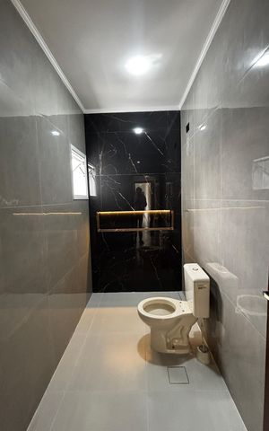 Apartamento à venda com 134m², 2 quartos e 2 vagas Apartamento à venda com 134m², 2 quartos e 2 vagasBanheiro da Suíte