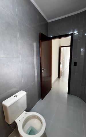 Apartamento à venda com 134m², 2 quartos e 2 vagas Apartamento à venda com 134m², 2 quartos e 2 vagasBanheiro da Suíte