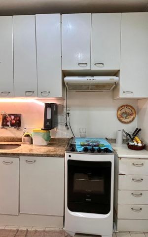 Apartamento à venda com 248m², 3 quartos e 2 vagas Apartamento à venda com 248m², 3 quartos e 2 vagasCozinha