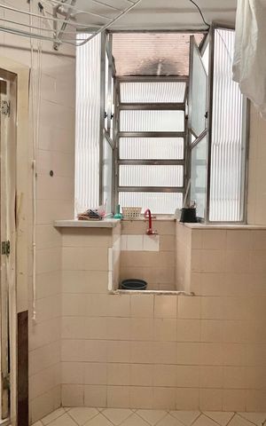 Apartamento à venda com 248m², 3 quartos e 2 vagas Apartamento à venda com 248m², 3 quartos e 2 vagasÁrea de Serviço